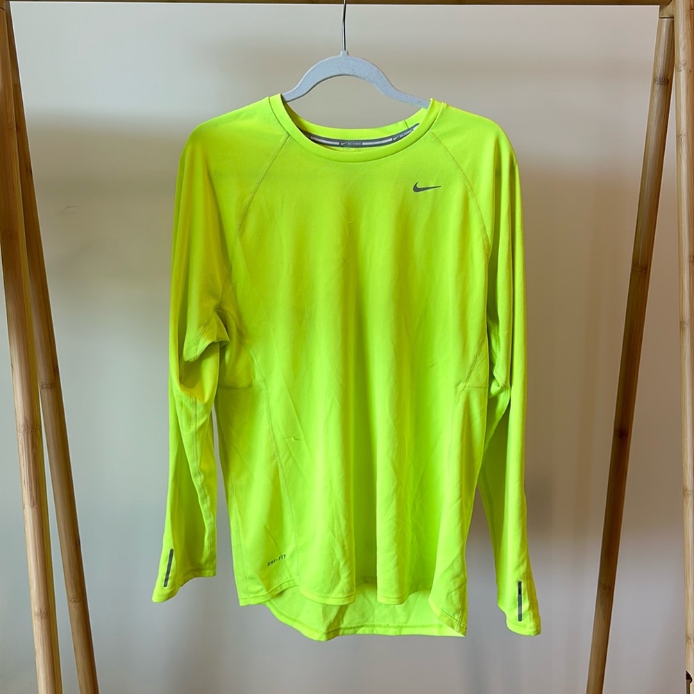 Nike Running Dri-Fit Long Sleeve Shirt, Men’s size large (a few snags, see pics)